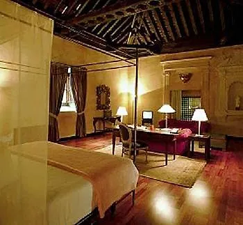 Estacion 4* Granada