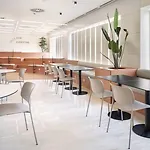 Отель Estacion 4*