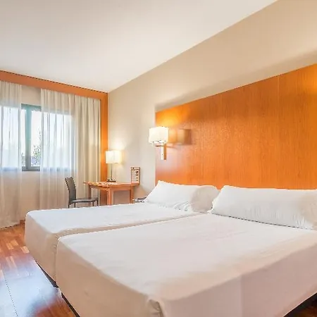 Hotel Estacion 4*