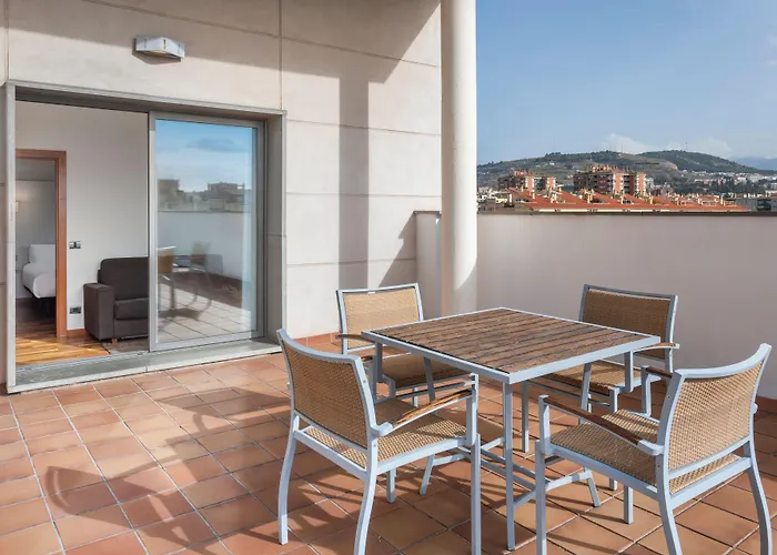 Otel Estacion 4*