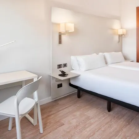 Hotel Estación 4*